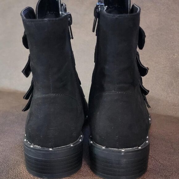 Bar III Women's Margo Black Buckled Suede Ankle Booties 5.5 M NIB - Picture 7 of 12